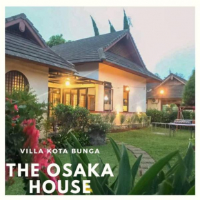 Osaka House Villa Kota Bunga by Citrus House